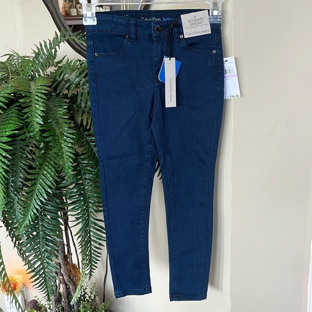 Brand New Calvin Klein Jeans Ultimate Skinny Dark Rinse Soft Stretch Adjustable